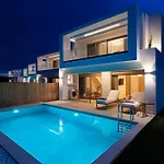 Anna Luxury By Rentalspro - Nea Halkidiki *