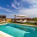 Anna Luxury By Rentalspro - Nea Halkidiki