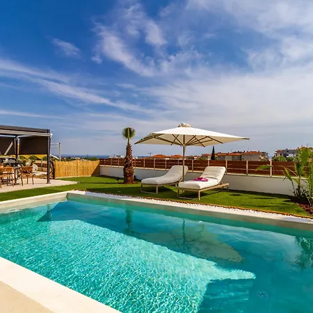 Anna Luxury By Travelpro