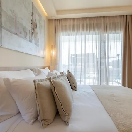 Anna Luxury By Travelpro