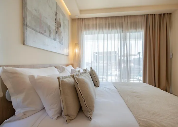 Anna Luxury By Rentalspro - Nea Halkidiki