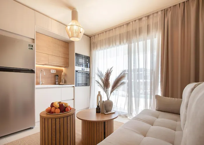 Anna Luxury By Rentalspro - Nea Halkidiki 公寓